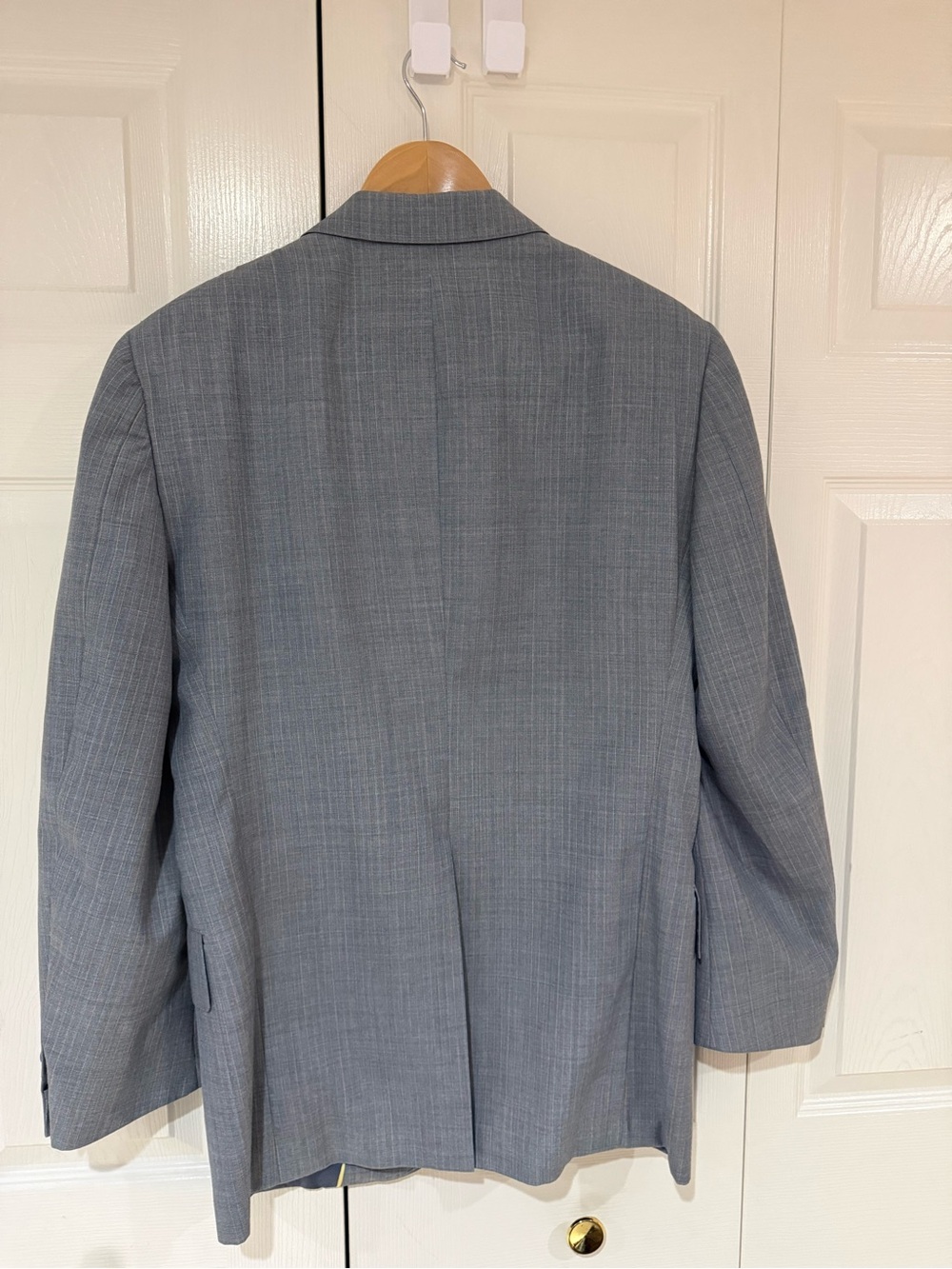 Austin Reed Men's Light Gray Two-Button Suit Jacket - Picture 2 of 4